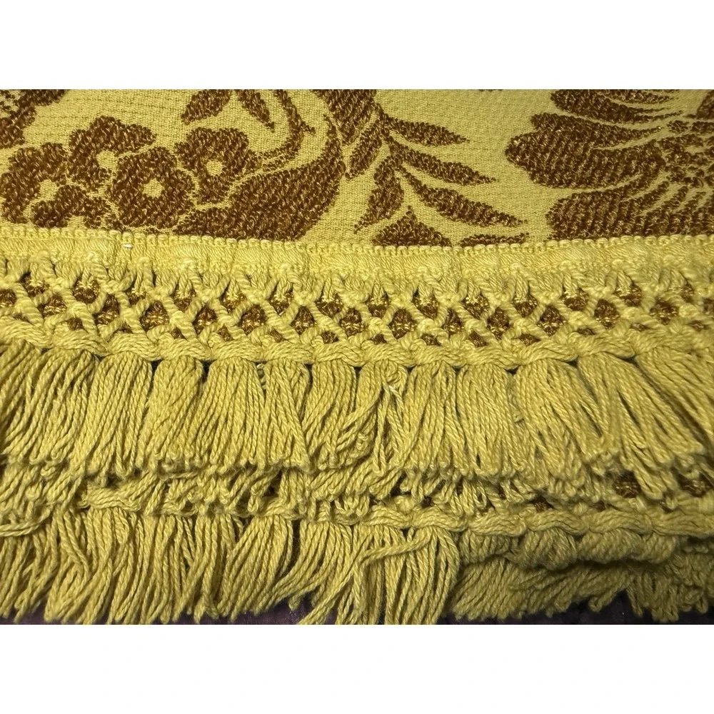 Bates Bedspread Damask Floral Gold Matelasse Double Jacquard Fringe Cottage